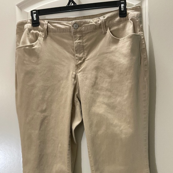 Faded Glory Women’s  Size 20W Khaki Jeans - Picture 1 of 9